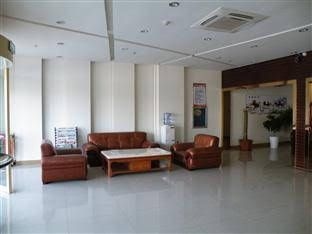 Qingdao Junyi Hotel1