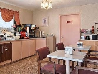 Americas Best Value Inn Meridian2