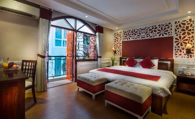 JUNIOR SUITE KING SIZE BED
