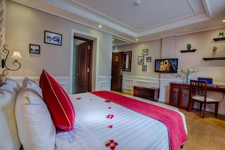โรงแรมลาบุตเดอ (La Beaute De Hanoi Hotel)1