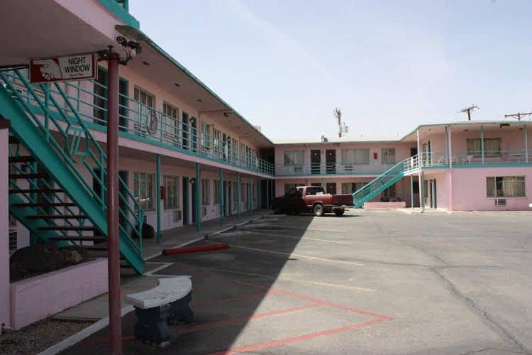 Day's End Motel Day's End Motel
