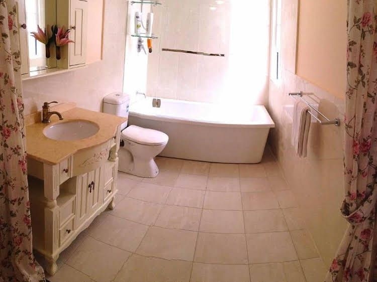 4 Ensuite Chelsea Villa CBD-Airport3