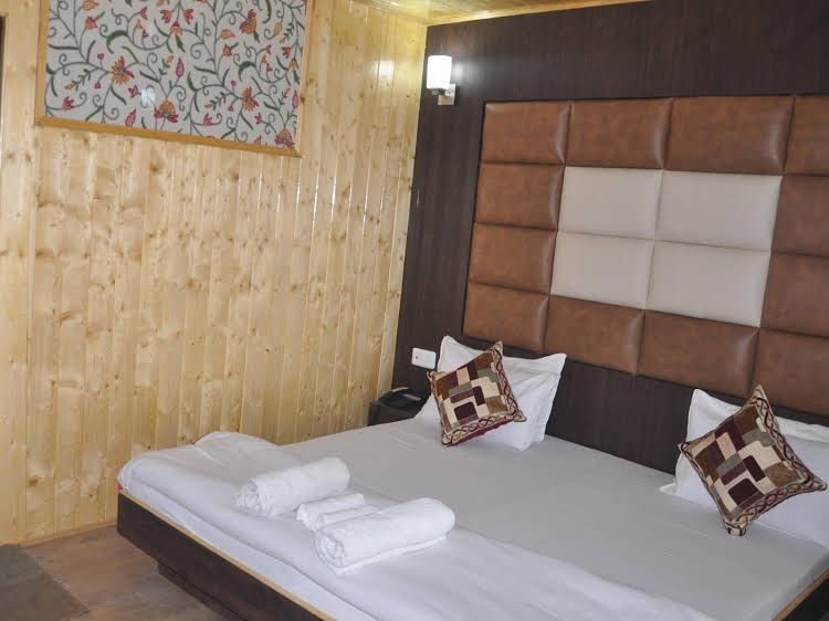 Hotel Azad2