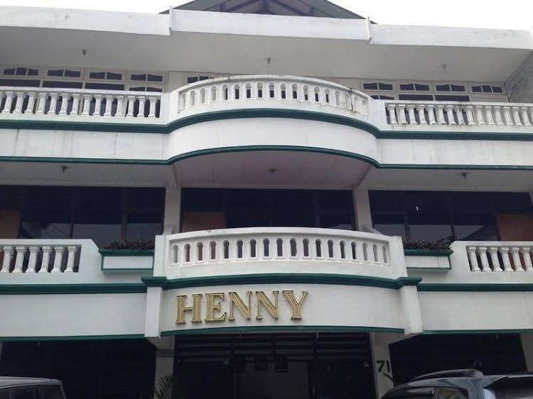 Henny Executive Homestay3
