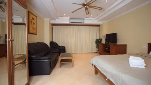 Studio Apartment with Sea View