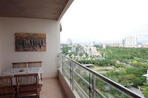 Studio Apartment with Sea View