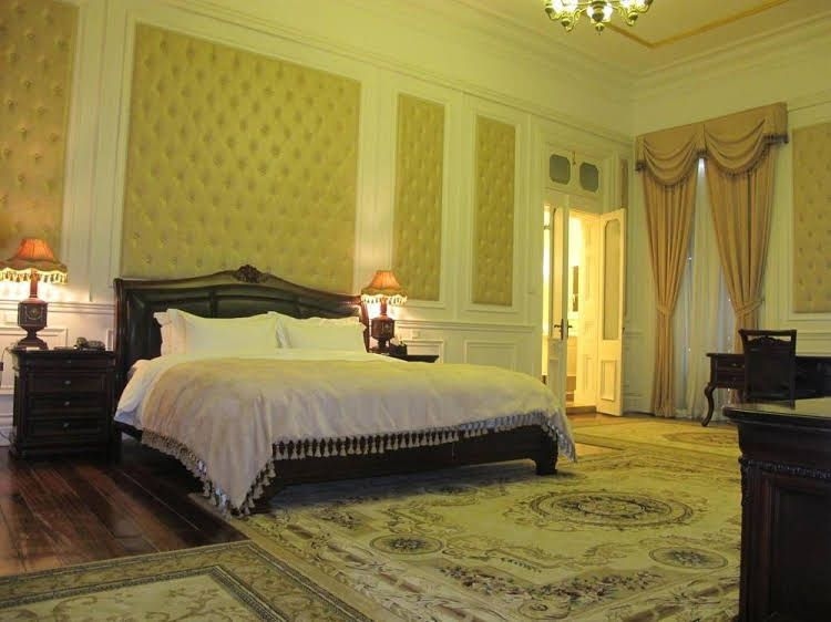 Customs Hotel4