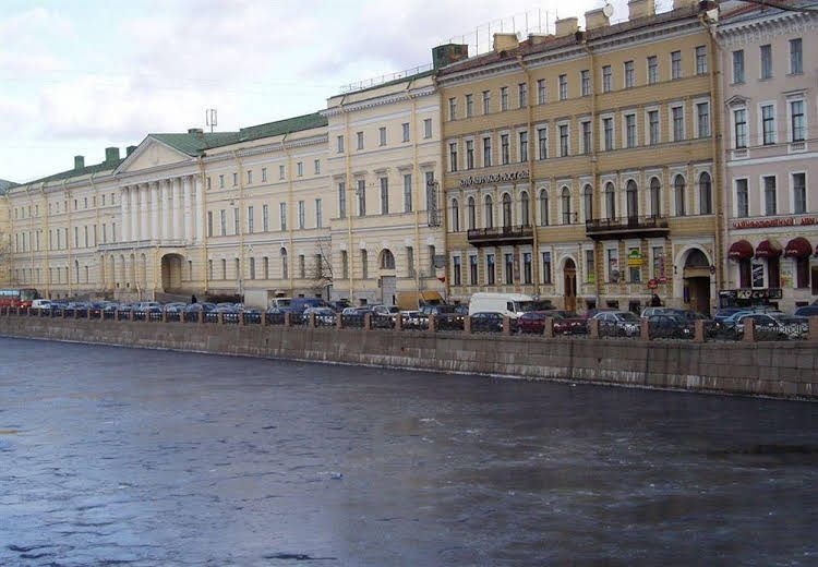 Anichkov Bridge Mini Hotel4