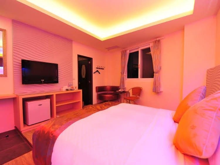 Hang Hai B and B1