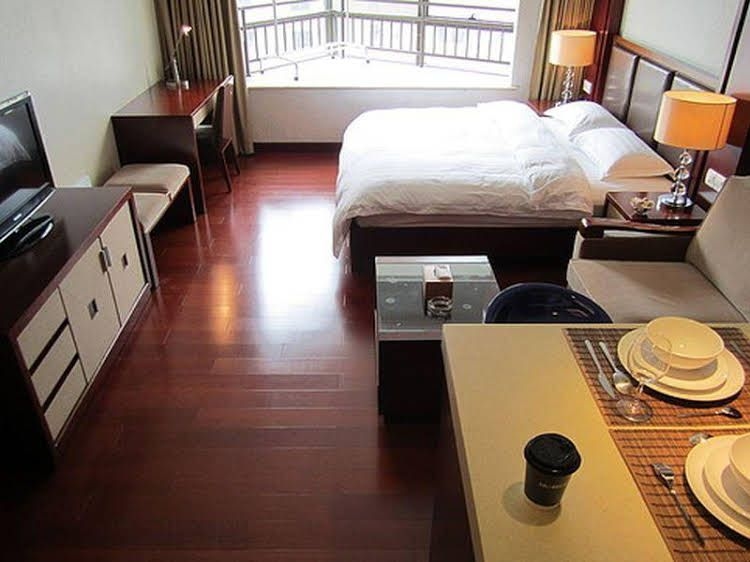 Shanghai Downtown Boutique Apartment Hotel1