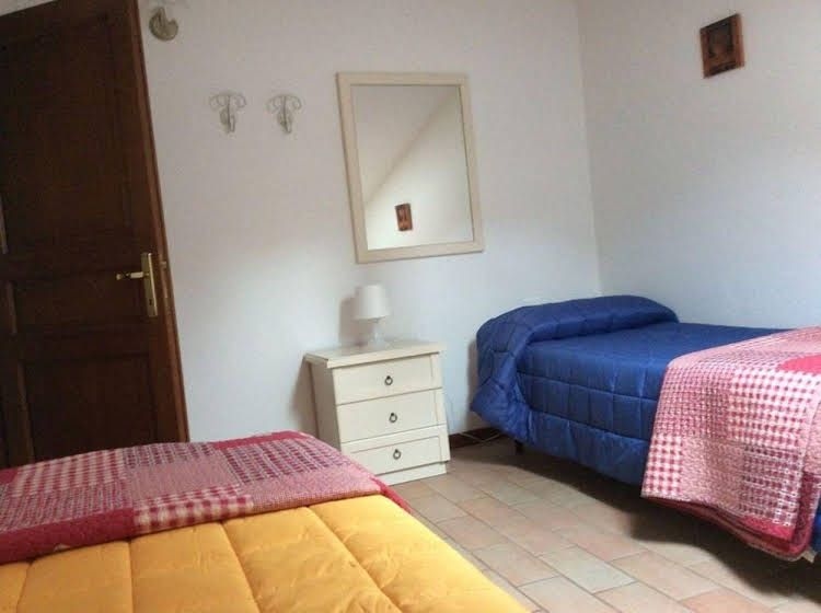 Appartamenti Piazza Santa Chiara0
