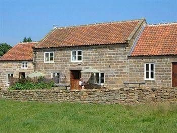 Grange Farm Cottage Grange Farm Cottage