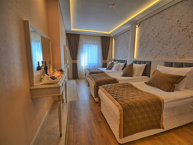 FAMILY ROOM STANDARD