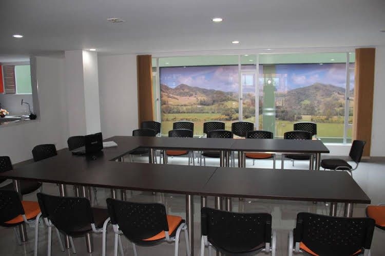 Hotel Castellana Calle 1001