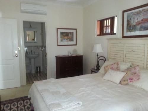 Queen Room with Private Bathroom