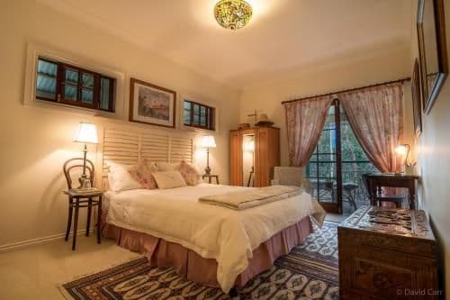 Queen Room with Private Bathroom