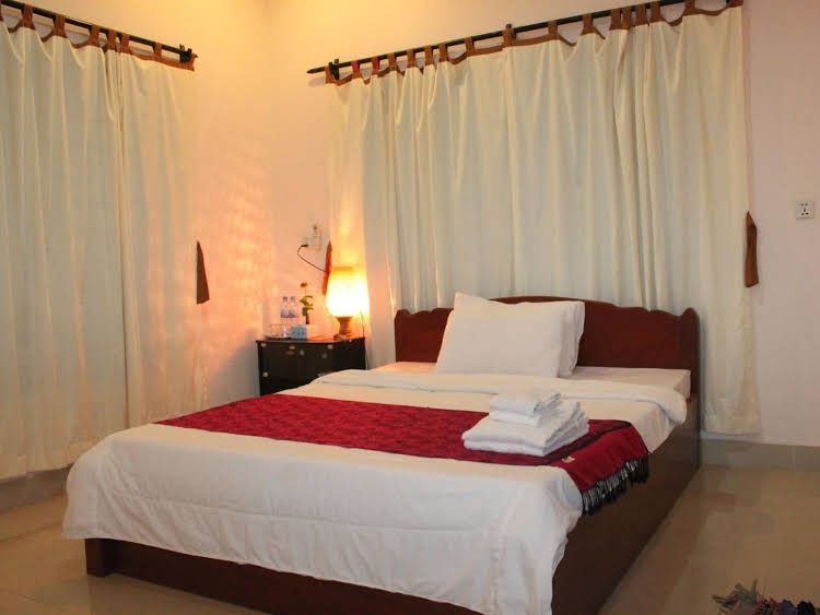 Green Pasture Inn3
