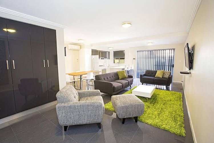 Astina Serviced Apartments - Parkside0