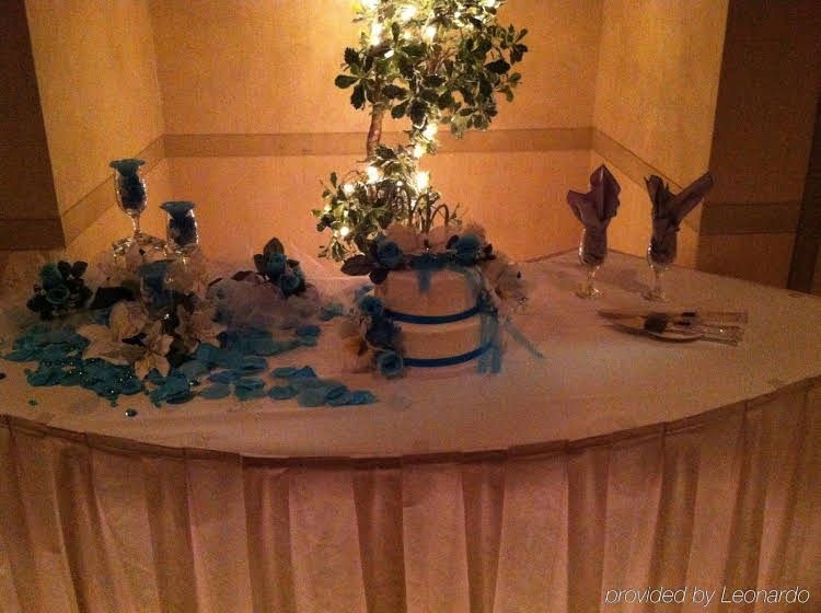 Days Inn and Conference Center of LaCrosse2