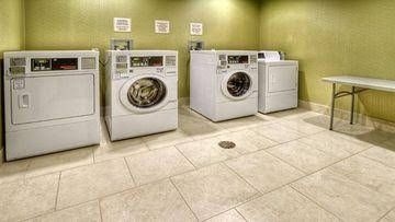 Holiday Inn Express & Suites Pittsburgh SW/Southpointe1