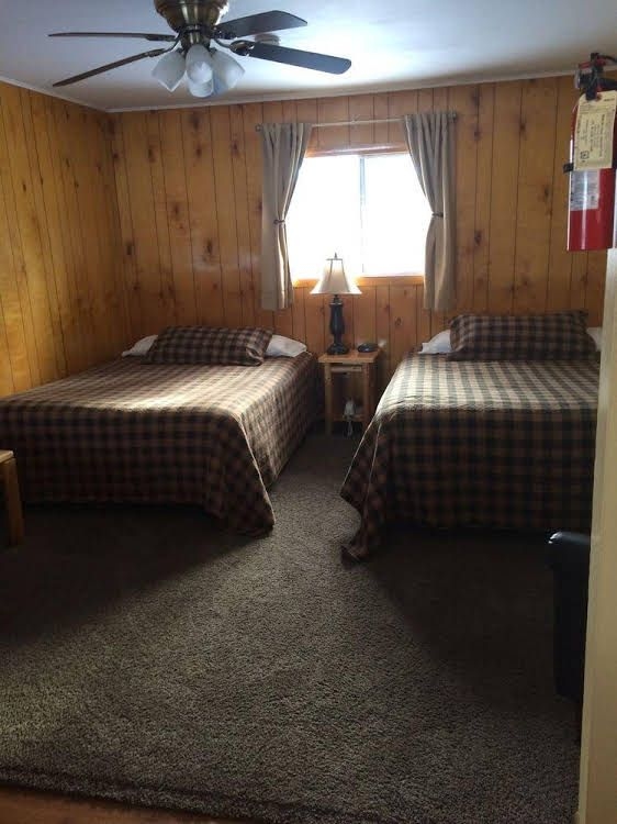 Double B Motel1