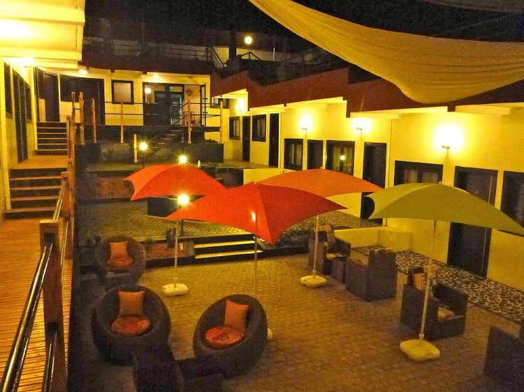 Detente Hotel 2*0