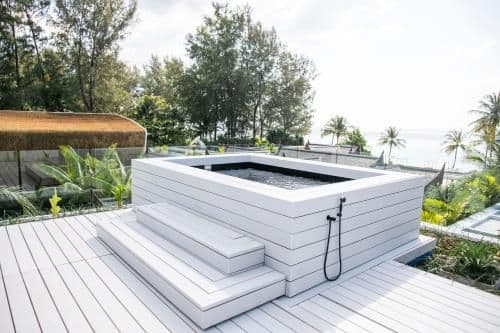 Deluxe Suite with Sea View
