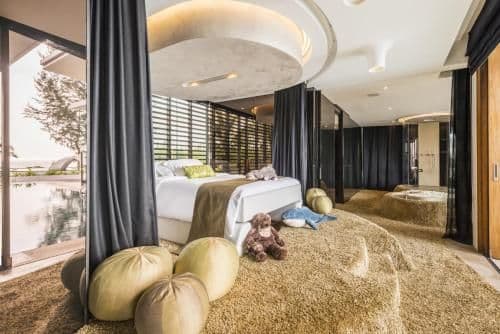 One-Bedroom Penthouse