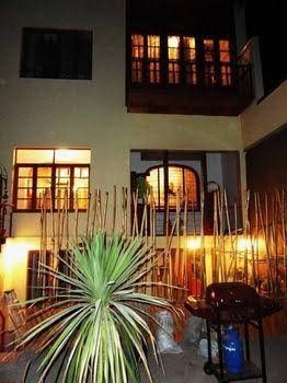 Hostal and Suites Bella 2690