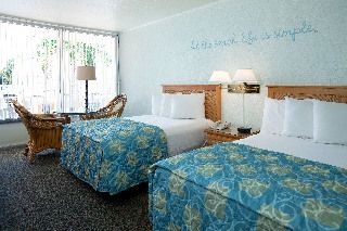 Outrigger Beach Resort2