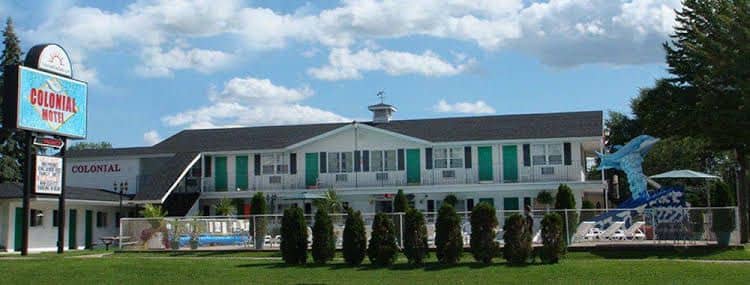 Colonial Motel Colonial Motel
