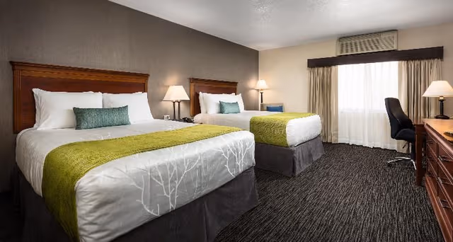 DOUBLE DELUXE TWO QUEEN BEDS