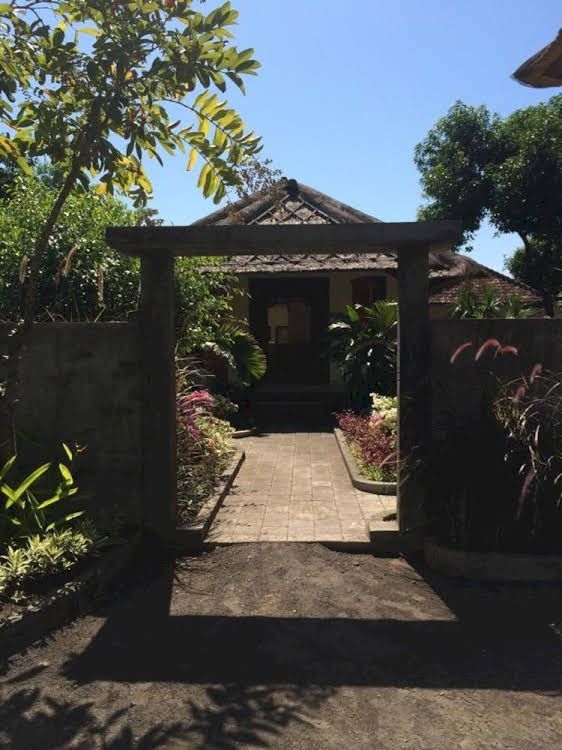 สตาร์ อีสต์ เกสต์เฮาส์ อาเมด (Star East Guest House Amed)0