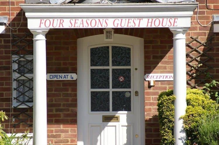 All Seasons Gatwick Guest House All Seasons Gatwick Guest House