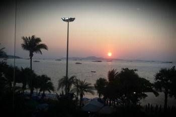 The Beach Front Resort2