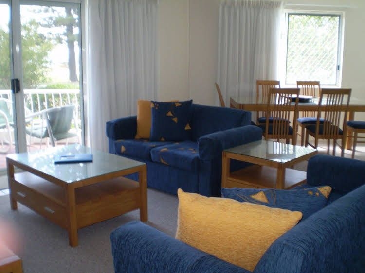 เลอบีช อพาร์ตเมนต์ (Le Beach Apartments)1
