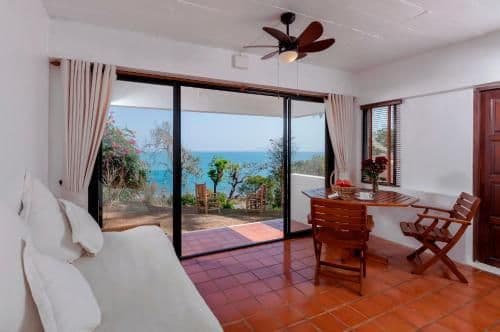 Villa - Beach Front