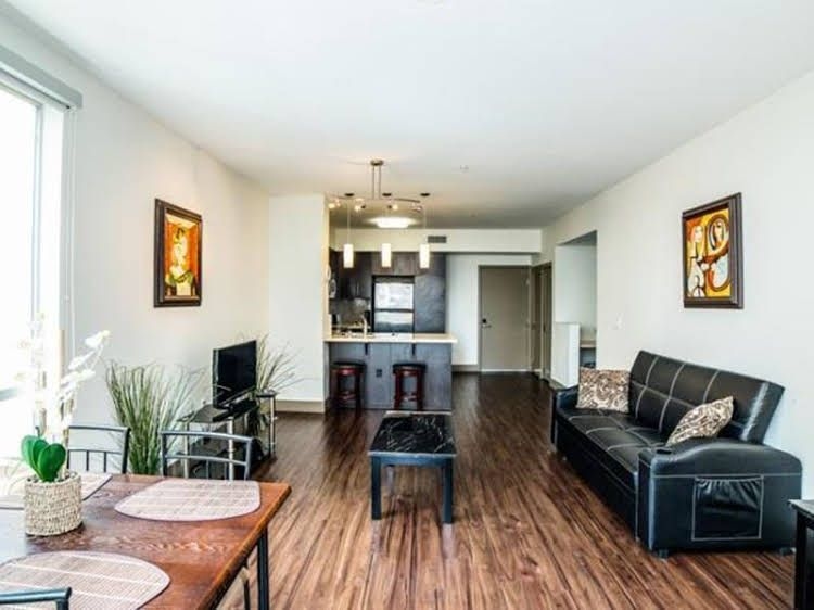Hollywood Sunrise Apartment0