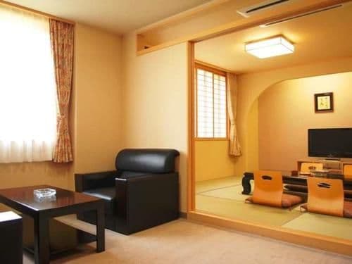 Japanese-Style Room