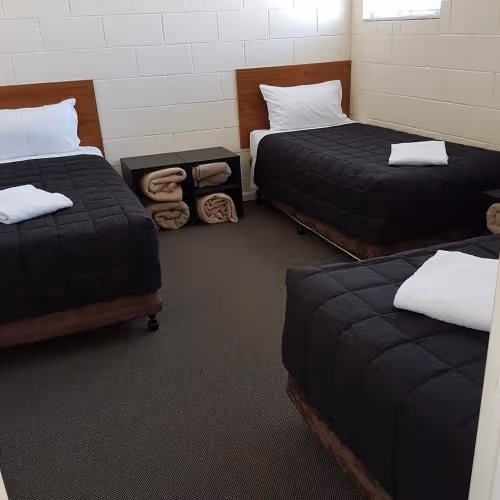 Family Room With a Queen and 3 Single Beds