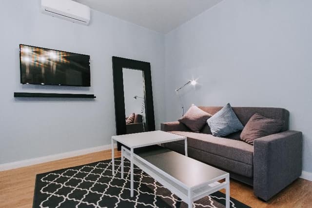 APARTMENT THREE BEDROOMS