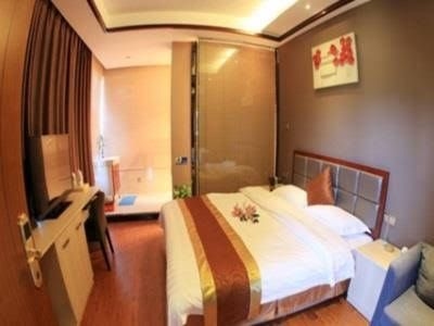 Wuyishan Huanyu Tourist Club2