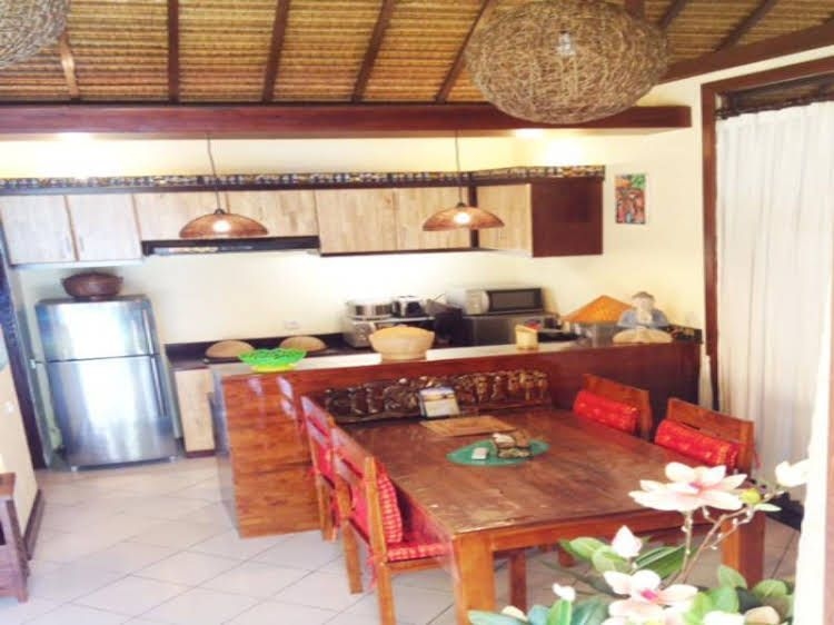 Ulina Villa0