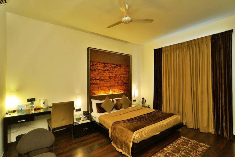 Shreyans Inn3