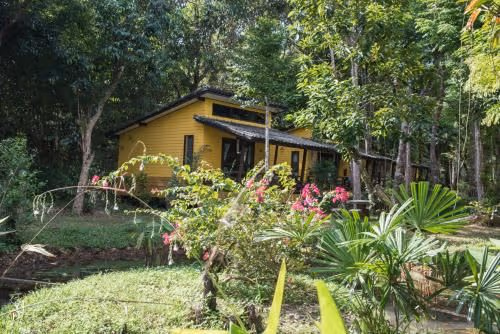 Deluxe Bungalow