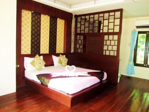 Bungalow with Terrace