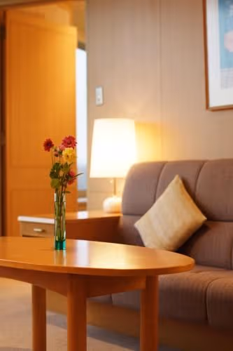 Corner Suite - Non-Smoking