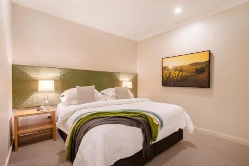 Luxury Suite with Spa Bath
