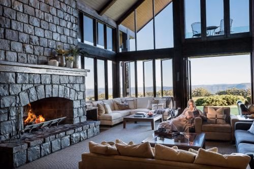 Spicers Peak Lodge0