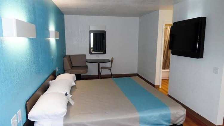 Homeplace Suites1